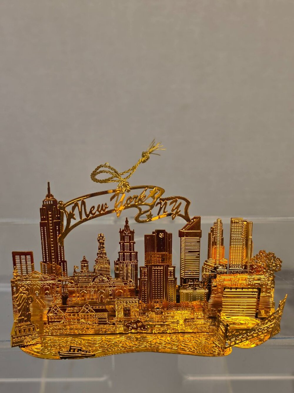 Two Hands, Inc. New York City Skyline 3D Signed Lynn Sevigny Christmas Ornament